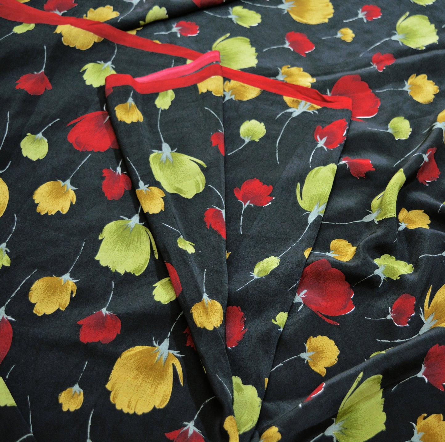 Indian Vintage Sari Black Pure Crepe Silk Printed Saree 5yard Sewing Floral Craft Fabric Wrap