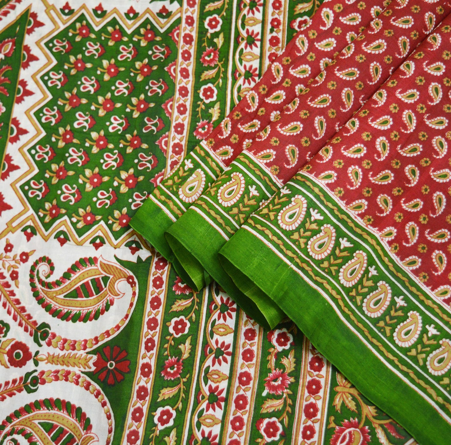 Indian Vintage Sari Red & Green Pure Silk Printed Saree Fabric 5yard Sewing Craft Fabric DressMaking Wrap