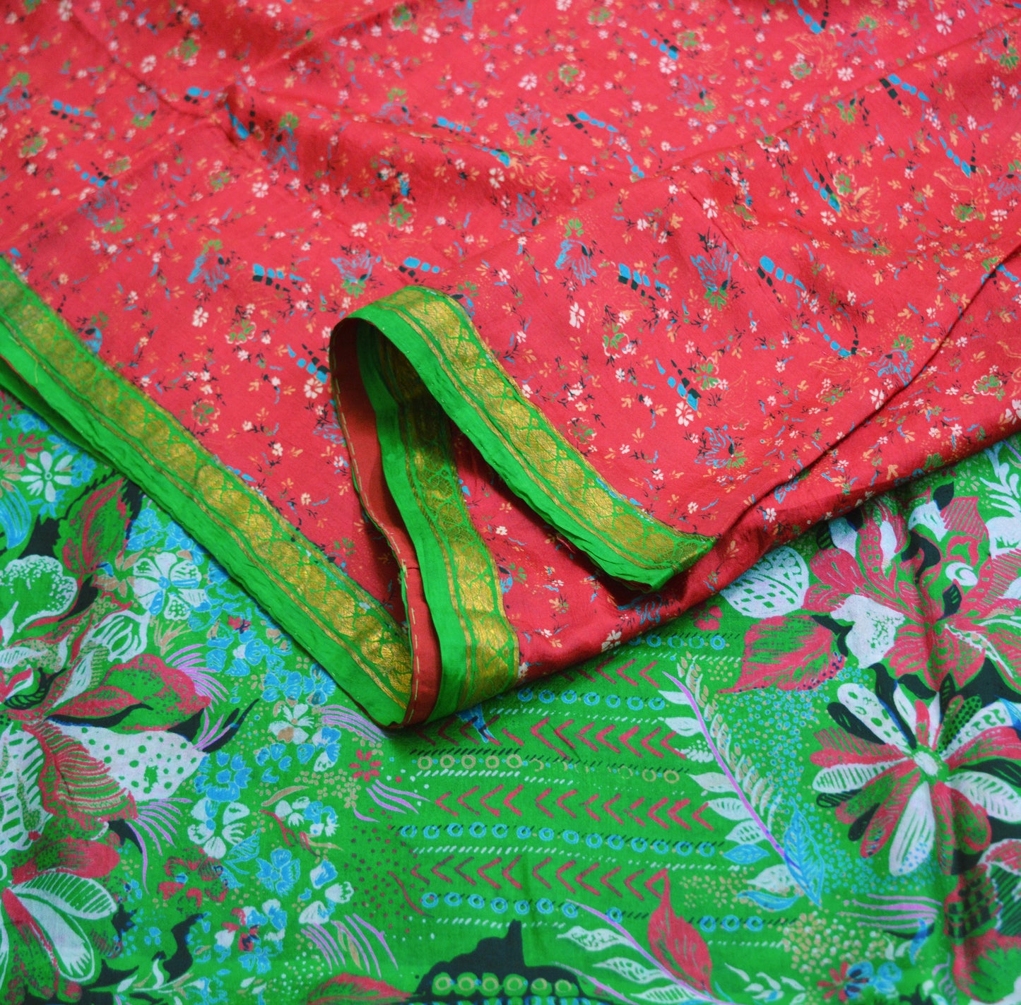 Indian Vintage Sari Red & Green Pure Silk Printed Saree Fabric 5yard Sewing Craft Fabric DressMaking Soft Wrap