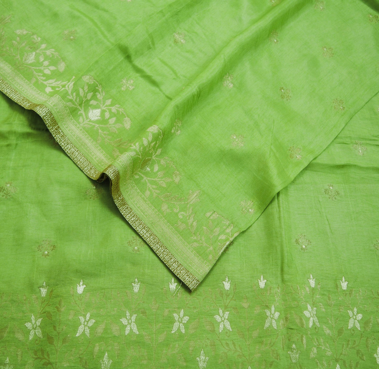 Indian Vintage Green Dupatta Long Stole Blend silk Woven Brocade Indian Scarves Veil Scarf Wrap Hippie Boho Soft Floral