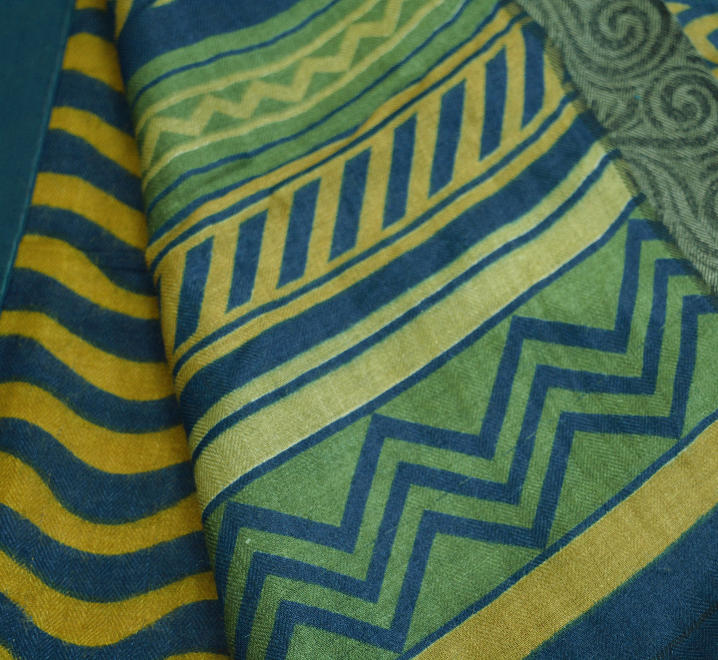 Vintage Blue & saffron Heavy Saree Pure Woolen Woven Printed Indian Sari Soft Warm Fabric 5Yard Stripes Zigzag