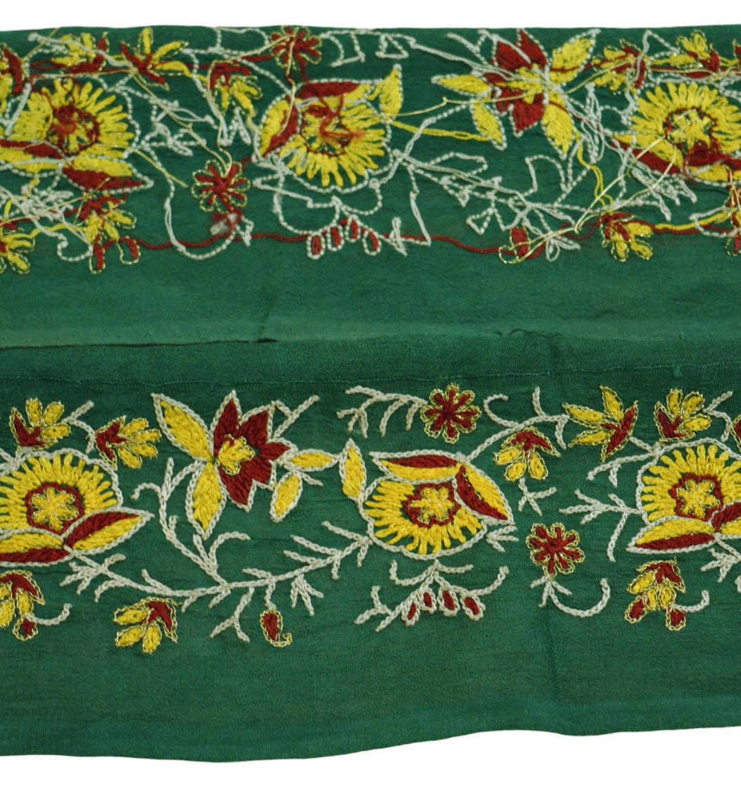 Indian Vintage Green Sari Border Hand Embroidered Indian Craft Trim Lace Sewing Sari Ribbon Pure Crepe silk