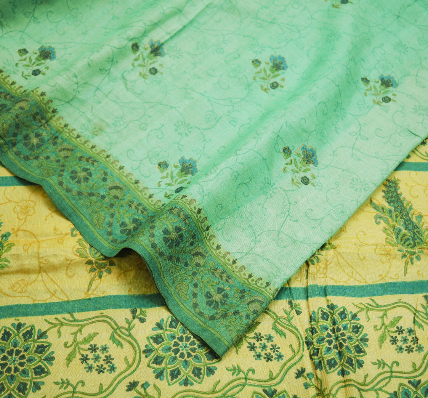 Vintage Green Heavy Saree Pure Woolen Woven Printed Indian Sari Soft Warm Fabric 5Yard Zigzag Woven Border Fringes