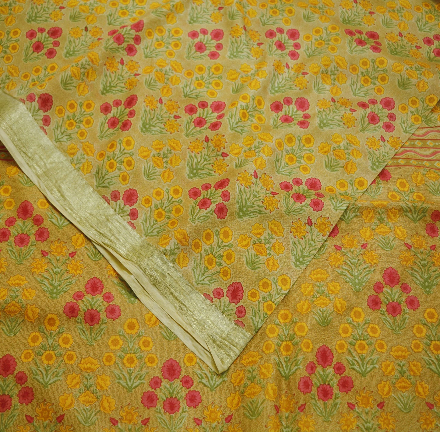 Indian Vintage Sari Beige 100% Pure Silk Printed Saree Fabric 6yd Sewing Craft Fabric DressMaking Floral Zari