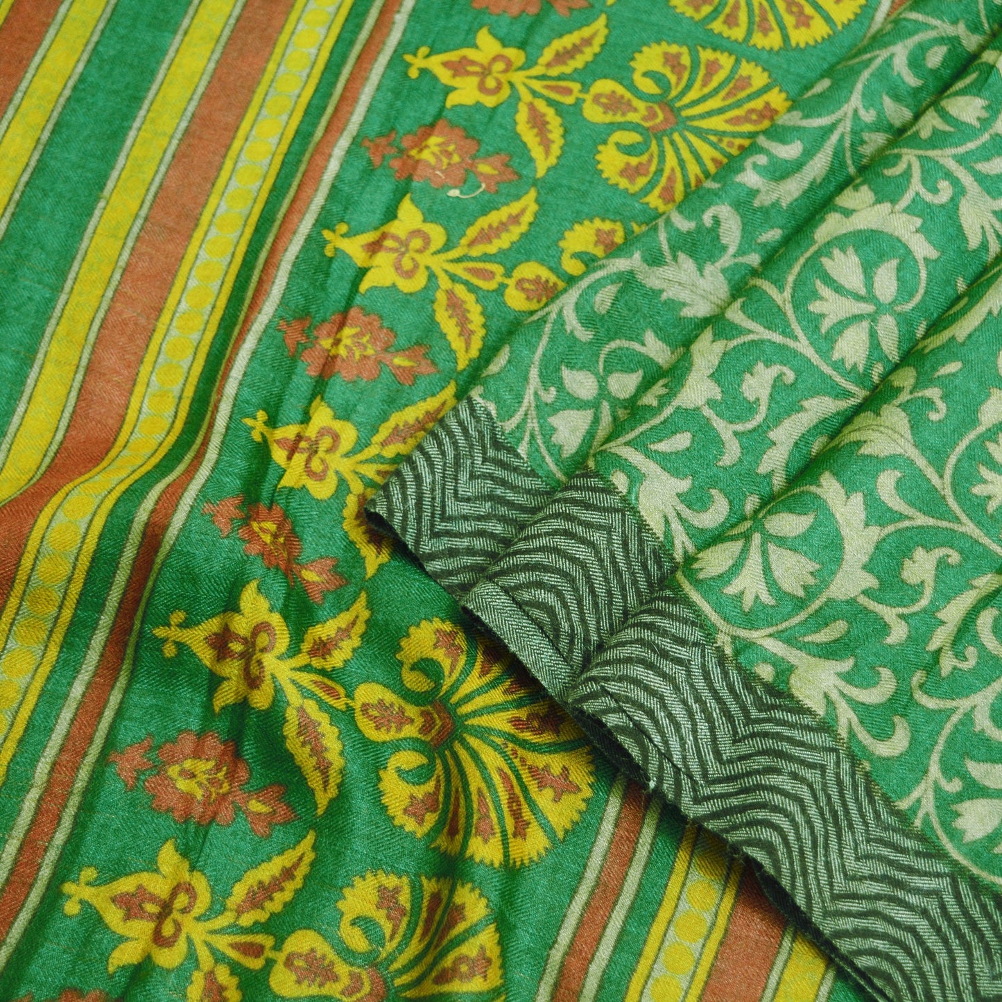 Vintage Green Heavy Saree Pure Woolen Woven Printed Indian Sari Soft Warm Fabric 5Yard Floral Woven Border