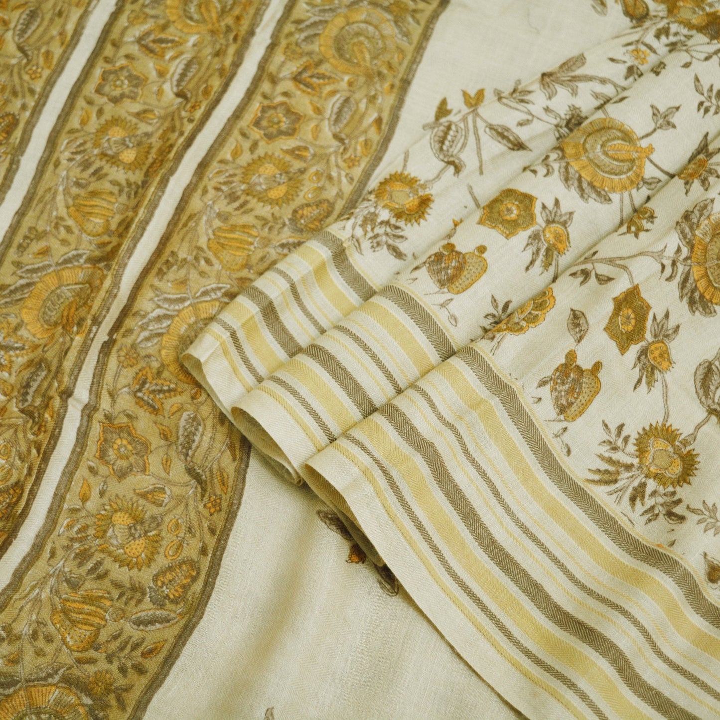 Vintage Beige Heavy Saree Pure Woolen Woven Printed Indian Sari Soft Warm Fabric 5Yard Floral Woven Border Fringes