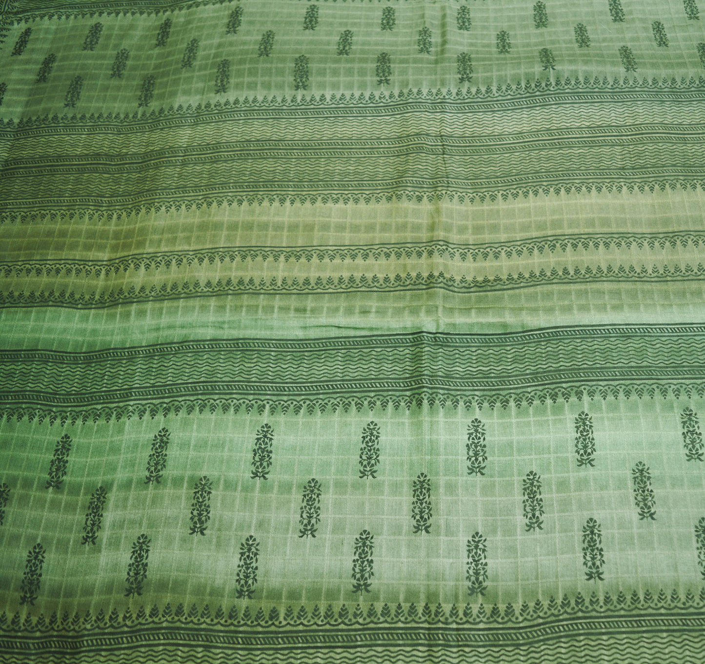 Indian Vintage Sari Green Pure Silk Printed Saree Fabric 6yd Sewing Craft DressMaking  Soft Floral Design