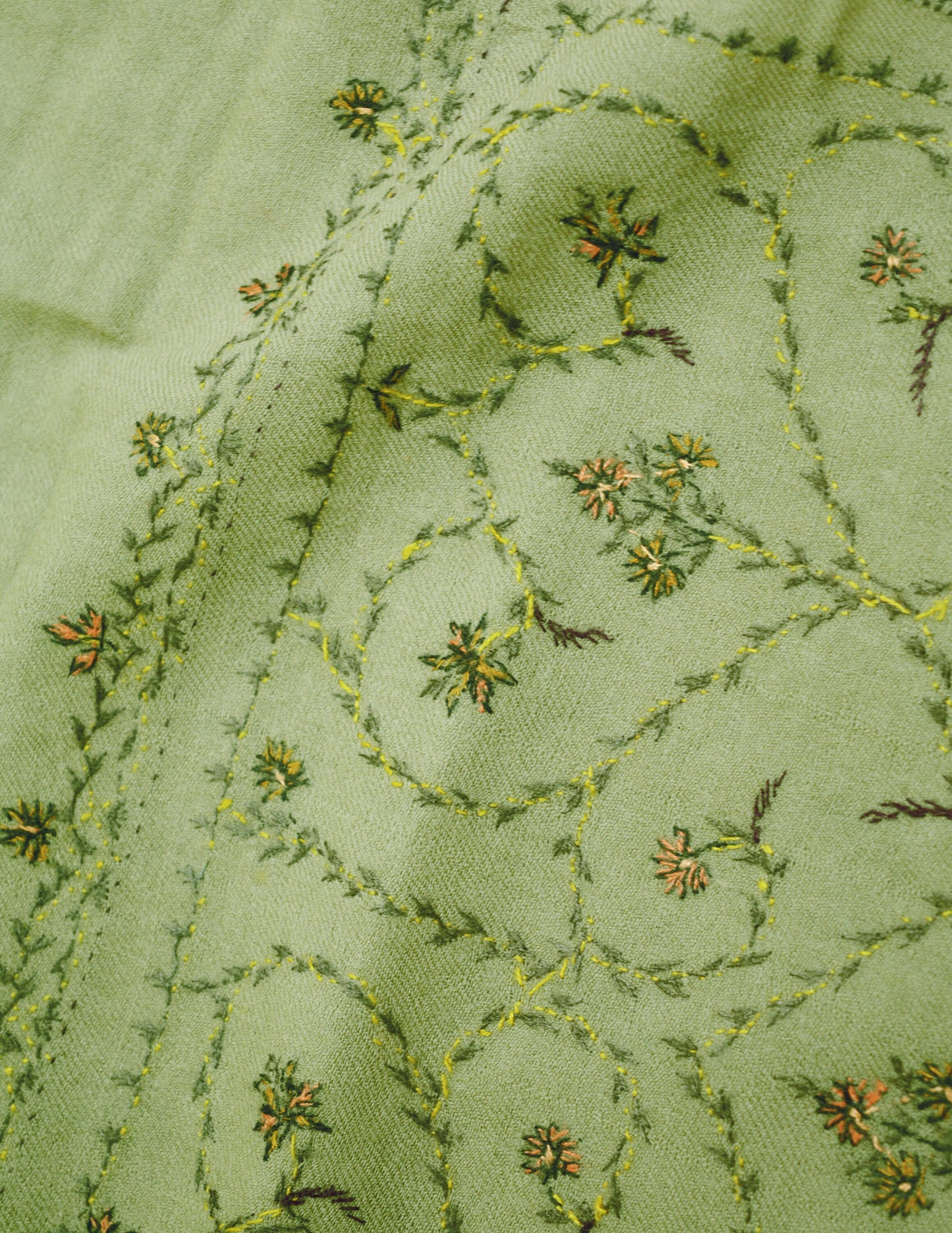 Vintage Green Shawl Pure Woolen Handmade Suzani Long Throw Stole Warm Stole Floral Design Soft