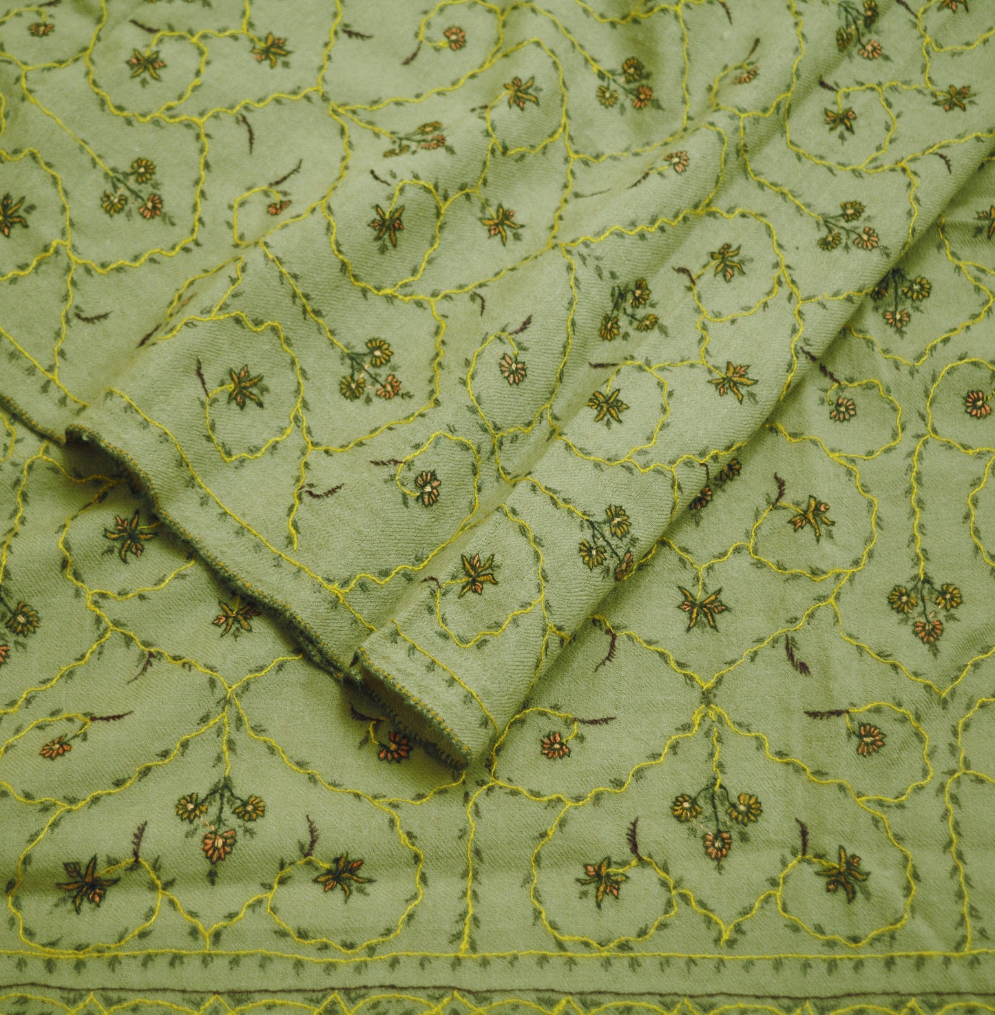 Vintage Green Shawl Pure Woolen Handmade Suzani Long Throw Stole Warm Stole Floral Design Soft