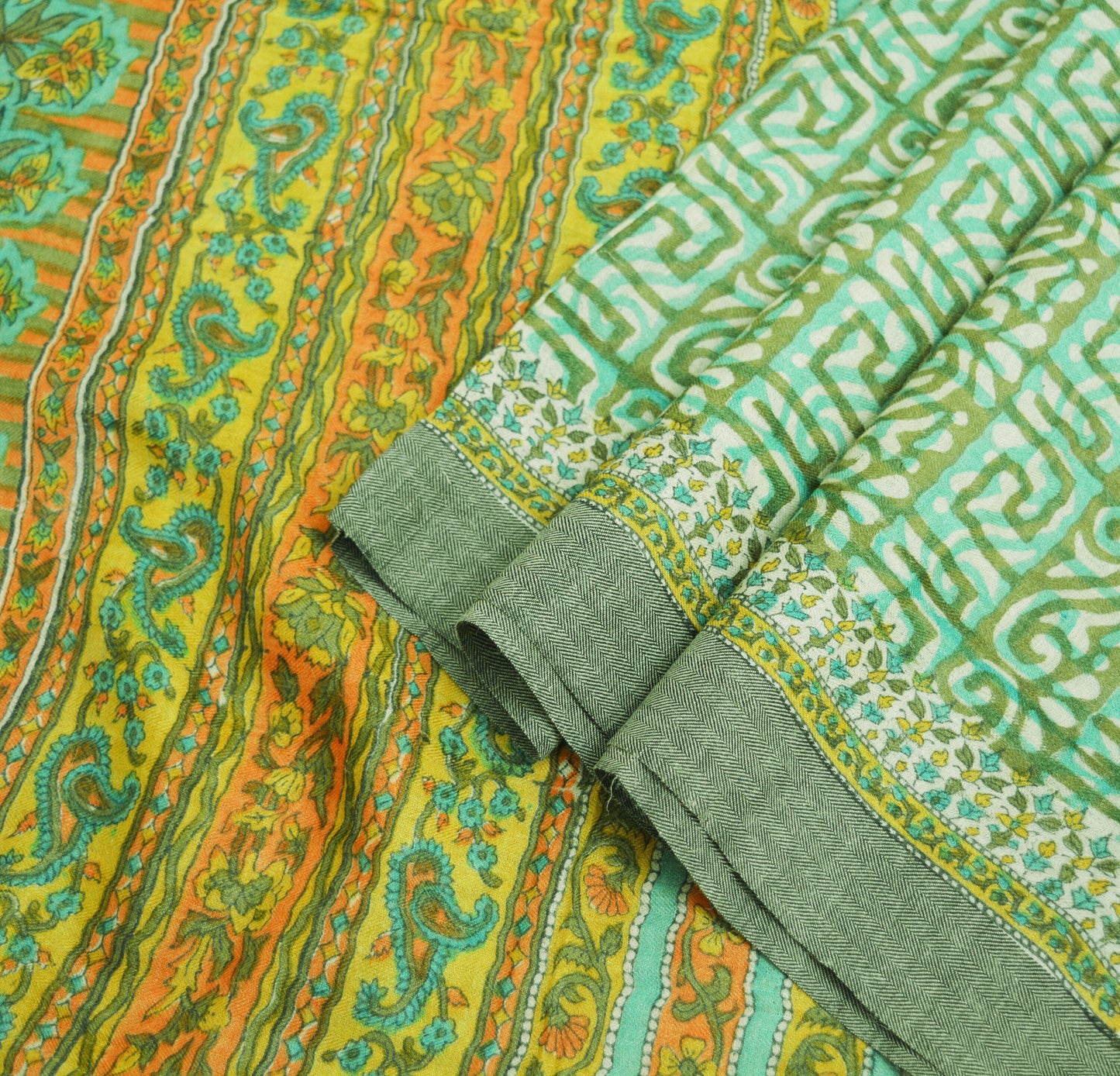 Vintage Green Heavy Saree Pure Woolen Woven Printed Indian Sari Soft Warm Fabric 5Yard Floral Woven Border