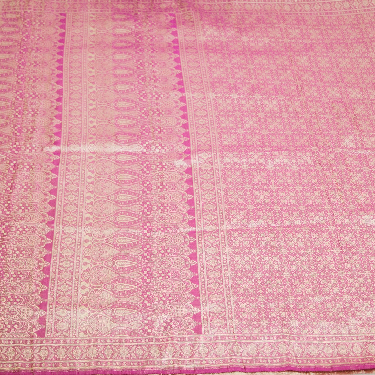 Indian Vintage Sari Pink Heavy Wedding Pure Satin Silk Woven Banarasi Brocade Saree Golden Zari 5Yard