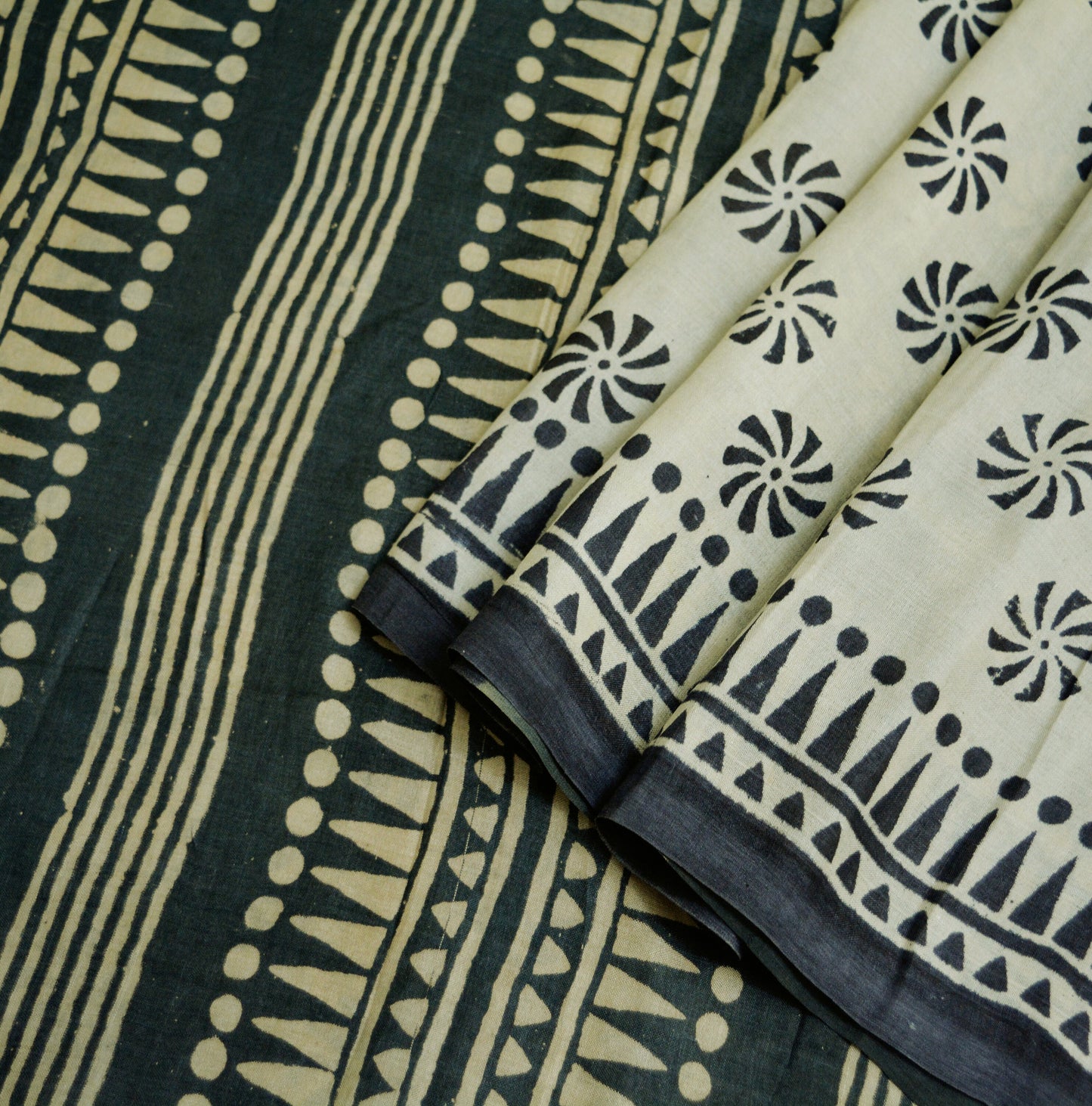 Indian Vintage Ivory & black Saree Pure Khadi Silk Handloom Printed Indian Sari Fabric 5yard Ethnic Wear Sari Floral