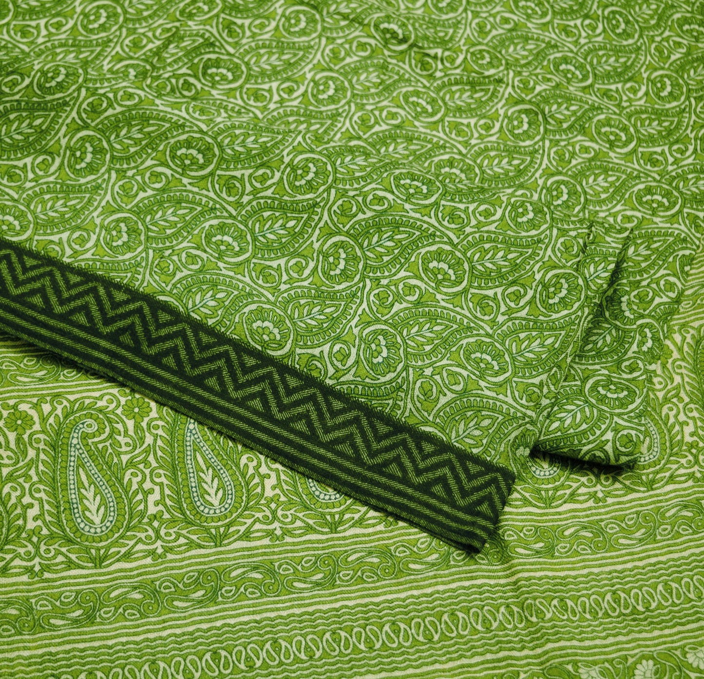 Vintage Green Heavy Saree Pure Woolen Woven Printed Indian Sari Soft Warm Fabric 5Yard Floral Woven Border