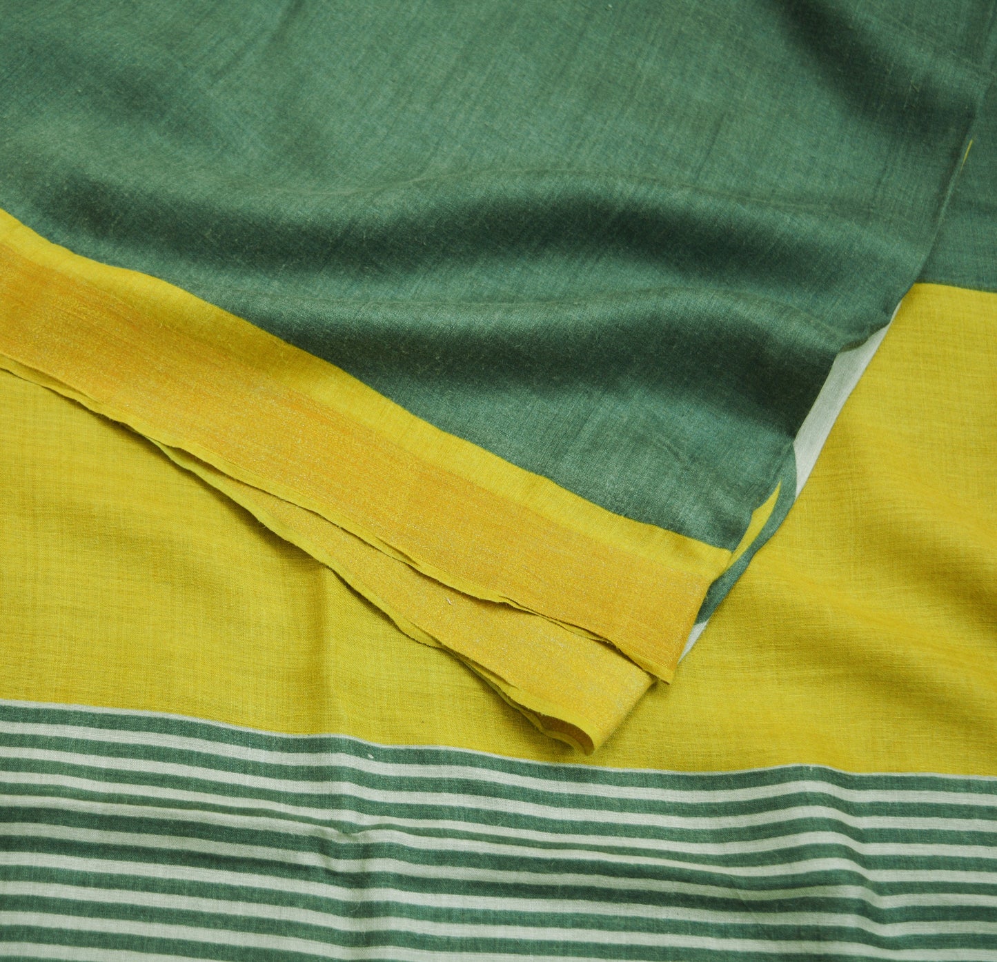 Vintage Green & Yellow Heavy Saree Pure Woolen Woven Printed Indian Sari Soft Warm Fabric 5Yard Zigzag Woven Border