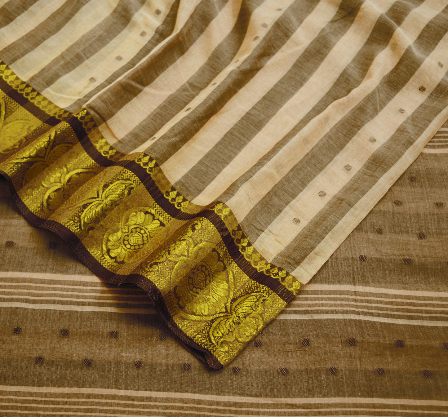 Vintage Sari Brown & Beige Pure Cotton Hand Woven Saree Golden Zari 5Yard Soft Floral Golden Zari