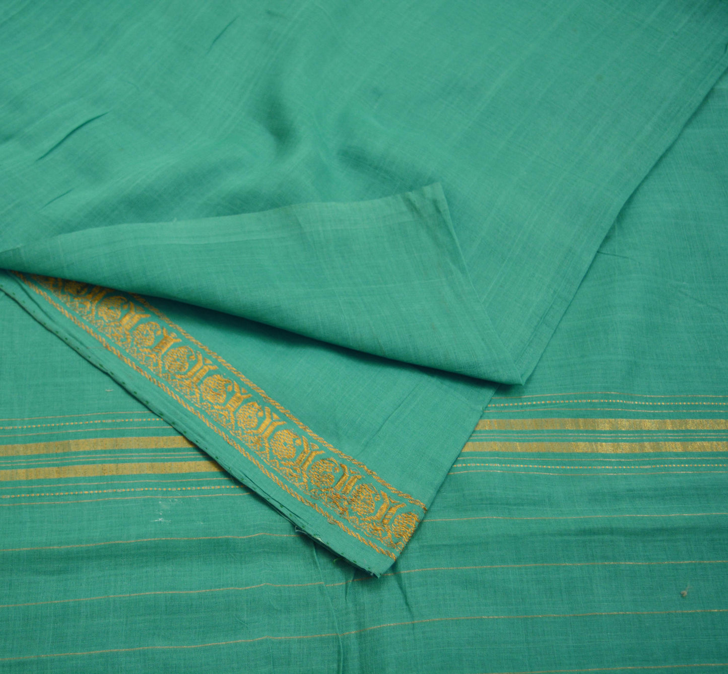 Vintage Sari Green Pure Cotton Hand Woven Saree 5Yard Soft Floral Golden Zari