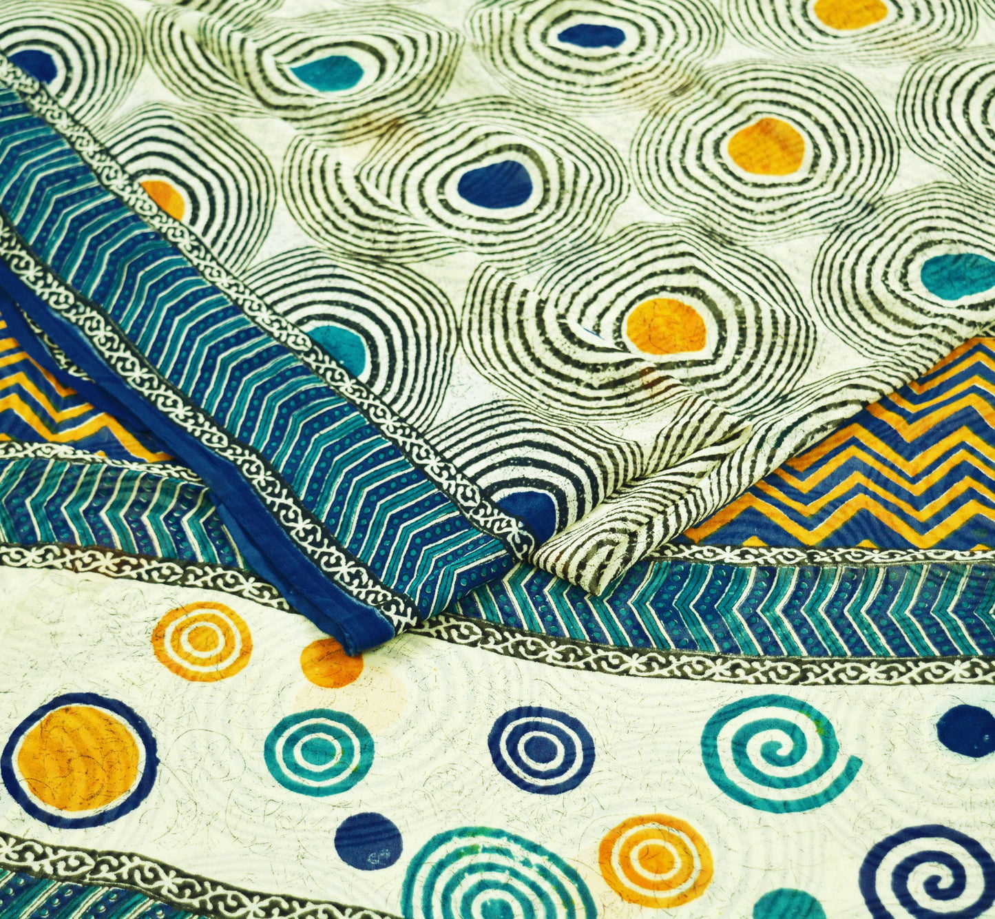 Indian Vintage Sari Ivory 100% Pure Georgette Silk Printed Sarees 5Yd Craft Fabric Sewing Soft Sari Dress Making/Designing Quilting Wrapping