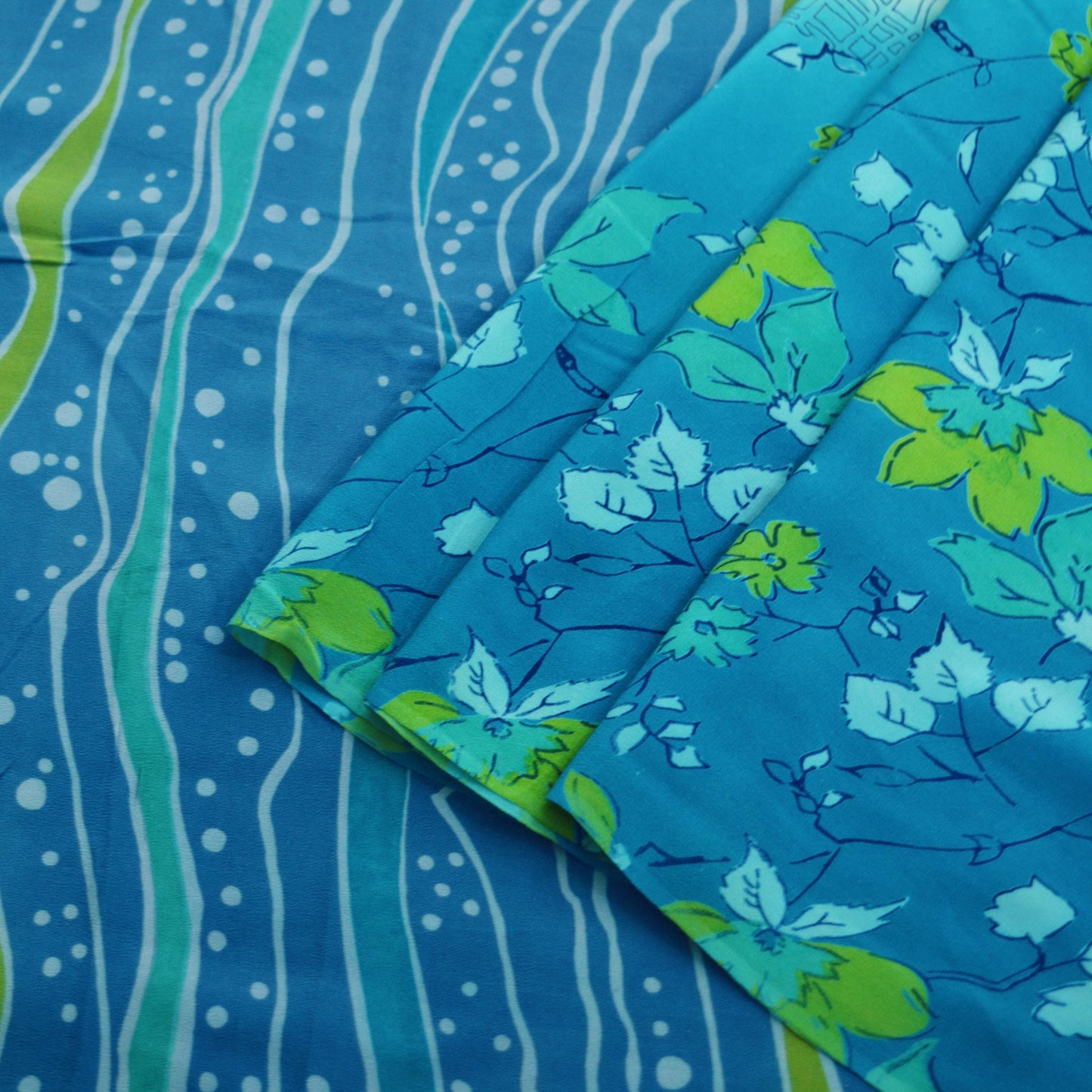 Indian Vintage Sari Blue & Green  Pure Crepe Silk Printed Saree 5yard Sewing Floral Soft Craft Fabric Wrap