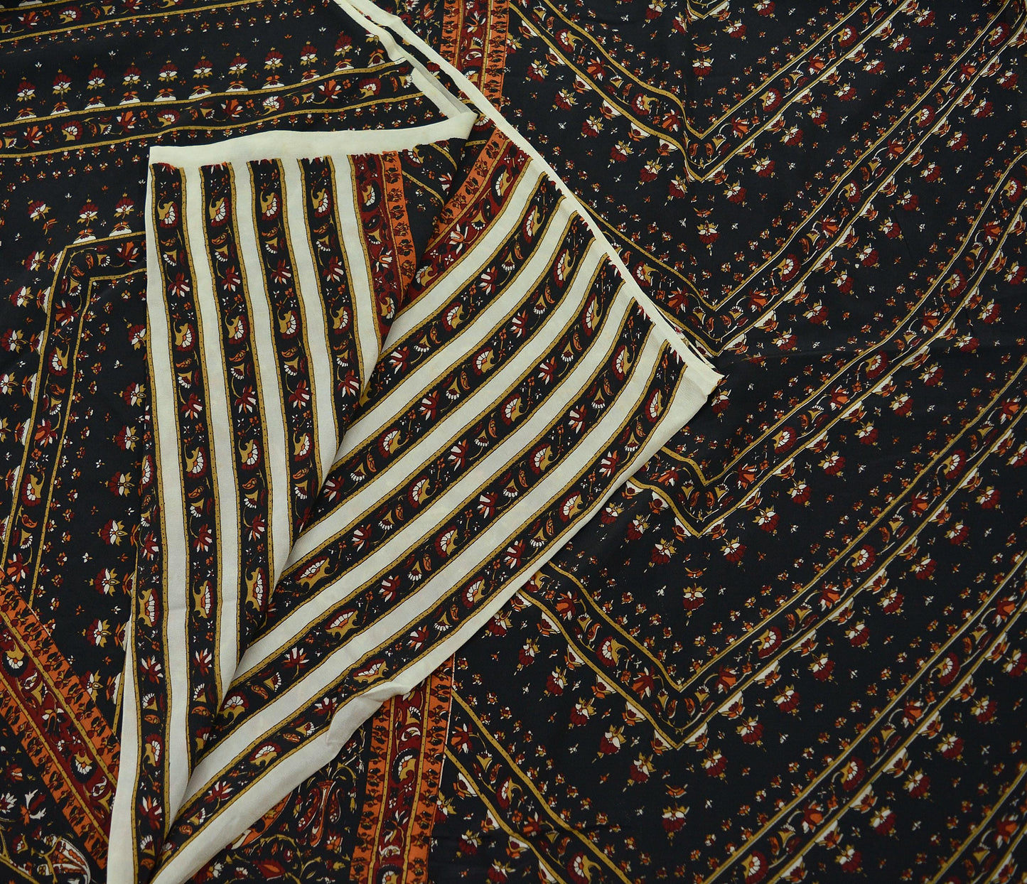 Indian Vintage Sari Black Pure Crepe Silk Printed Sarees 5yd Sewing Craft Fabric Soft Wrap Upcycle Crafting Dress Designing Quilting Paisley