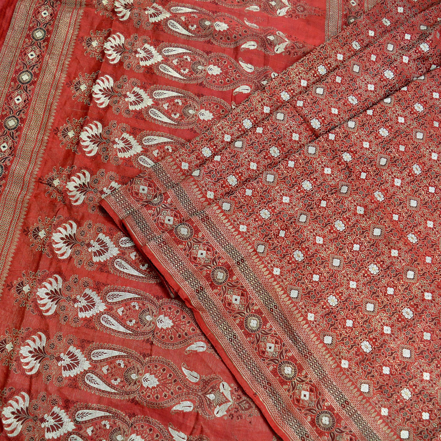 Indian Antique Vintage Heavy Sari Pure Satin Silk Red Hand Woven Banarasi Brocade Sarees Zari 5Yd Craft Fabric Ethnic Upcycle crafting Used