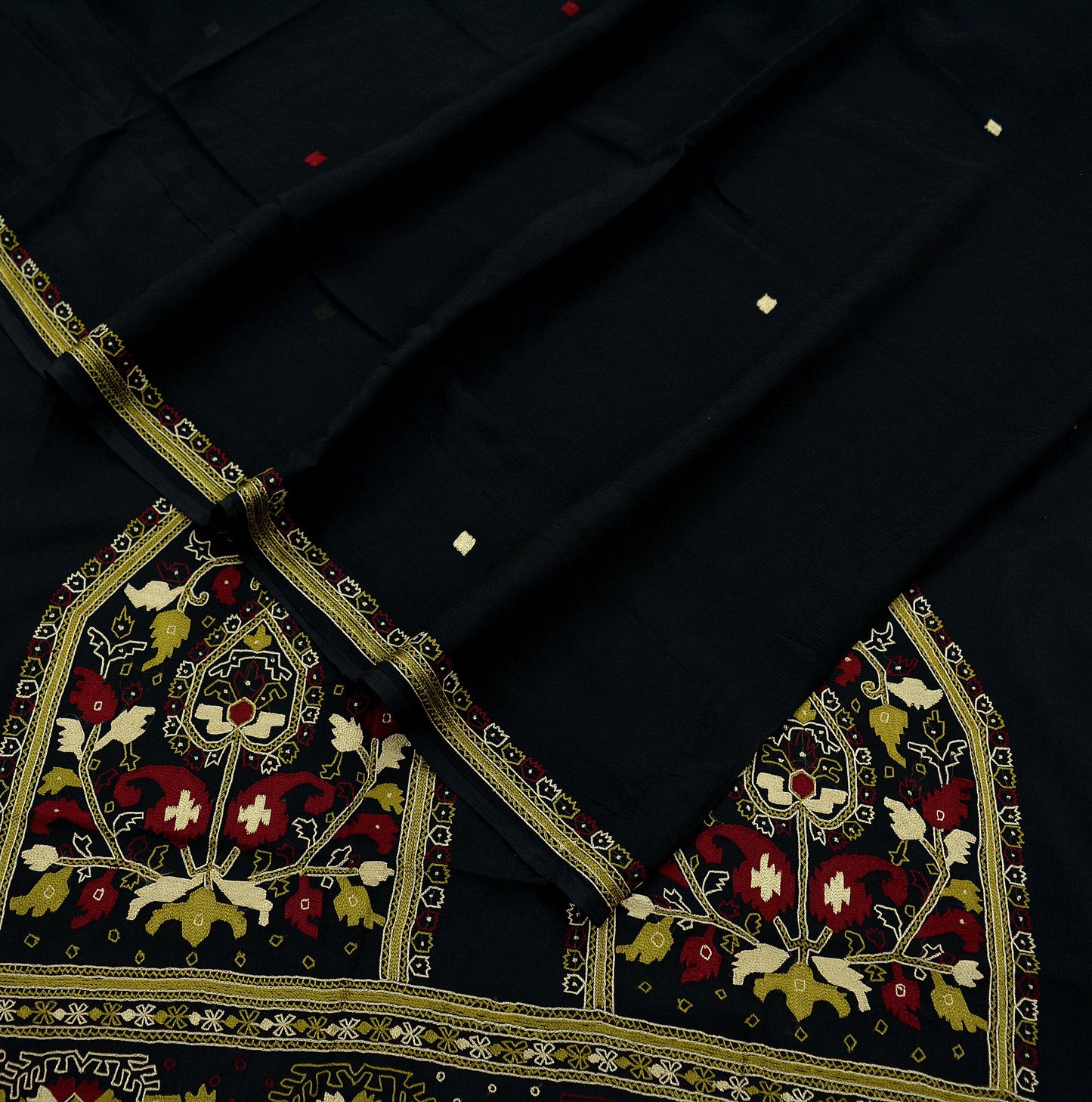 Indian Vintage Sari Black Pure Chiffon Silk Hand Embroidered Sarees Craft Fabric 5Yd Soft Dress Making Sewing Quilting For Crafting Used