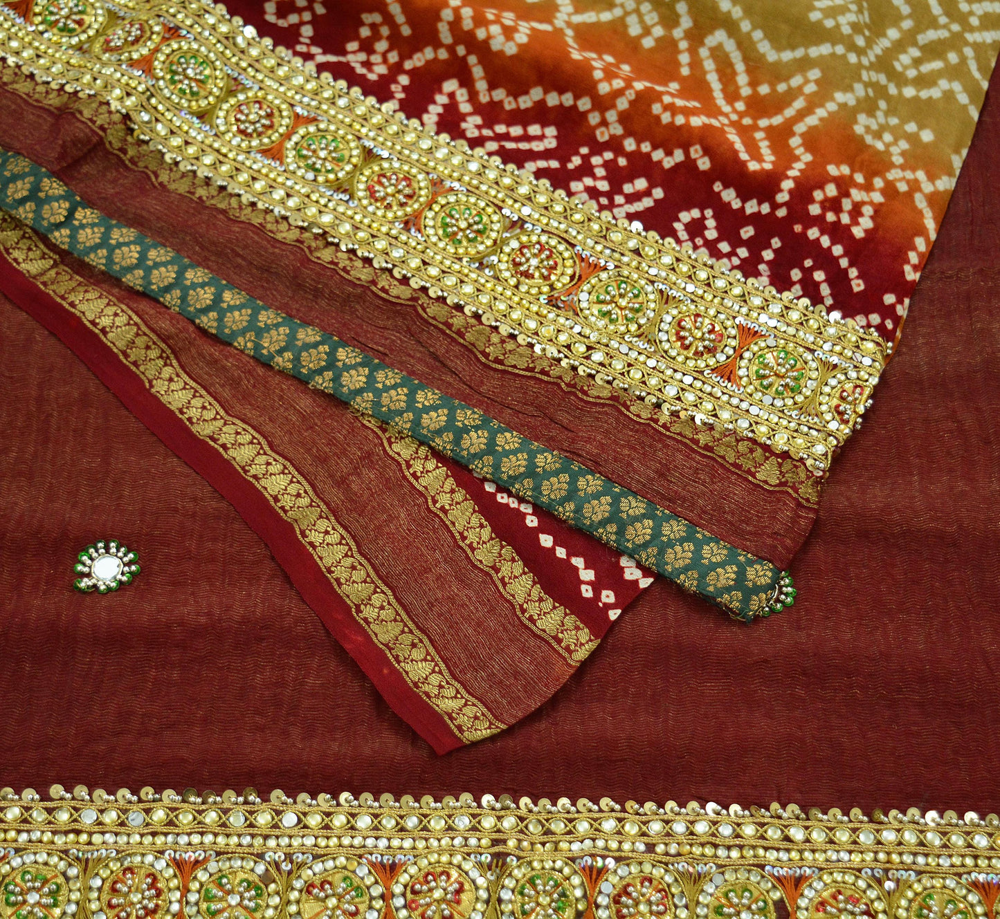 Indian Vintage Sari 100% Pure Silk Hand Embroidered Bandhani Printed Sarees 5yd Ethnic Craft Fabric Wedding Sarees Bollywood sarees Upcycle