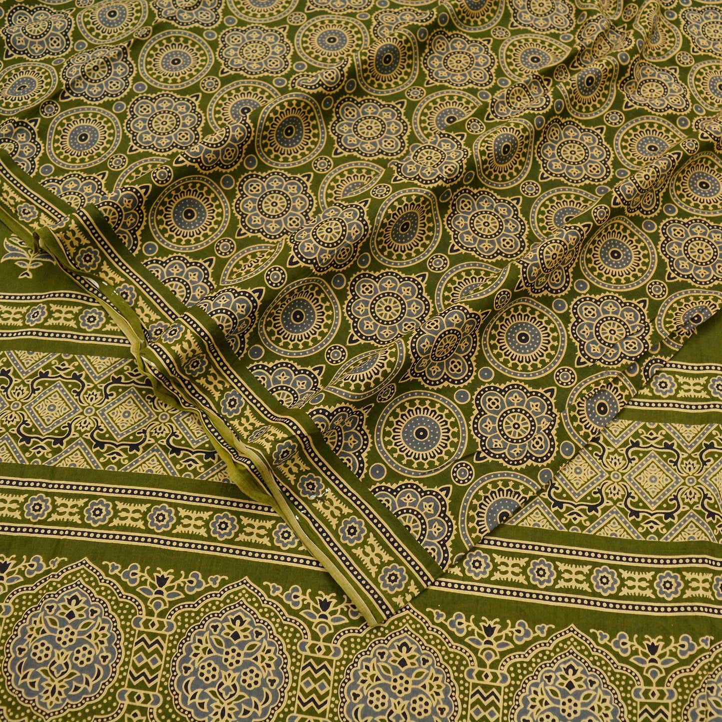 Vintage Sari Green Hand Block Printed 100% Pure Cotton Sarees Soft Craft Fabric Floral 5Yd Lady Dear Floral Design Upcycle Quilting Crafting