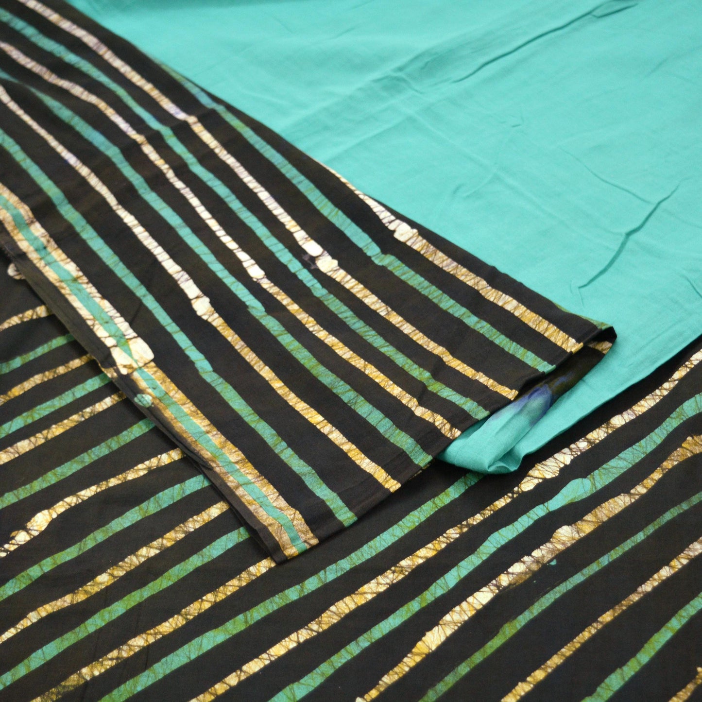 Indian Vintage Sari Black & Green Batik 100% Pure Cotton Printed Sarees 5Yd Craft Fabric Soft Sewing Sarong Wrap Boho Quilting Dress making