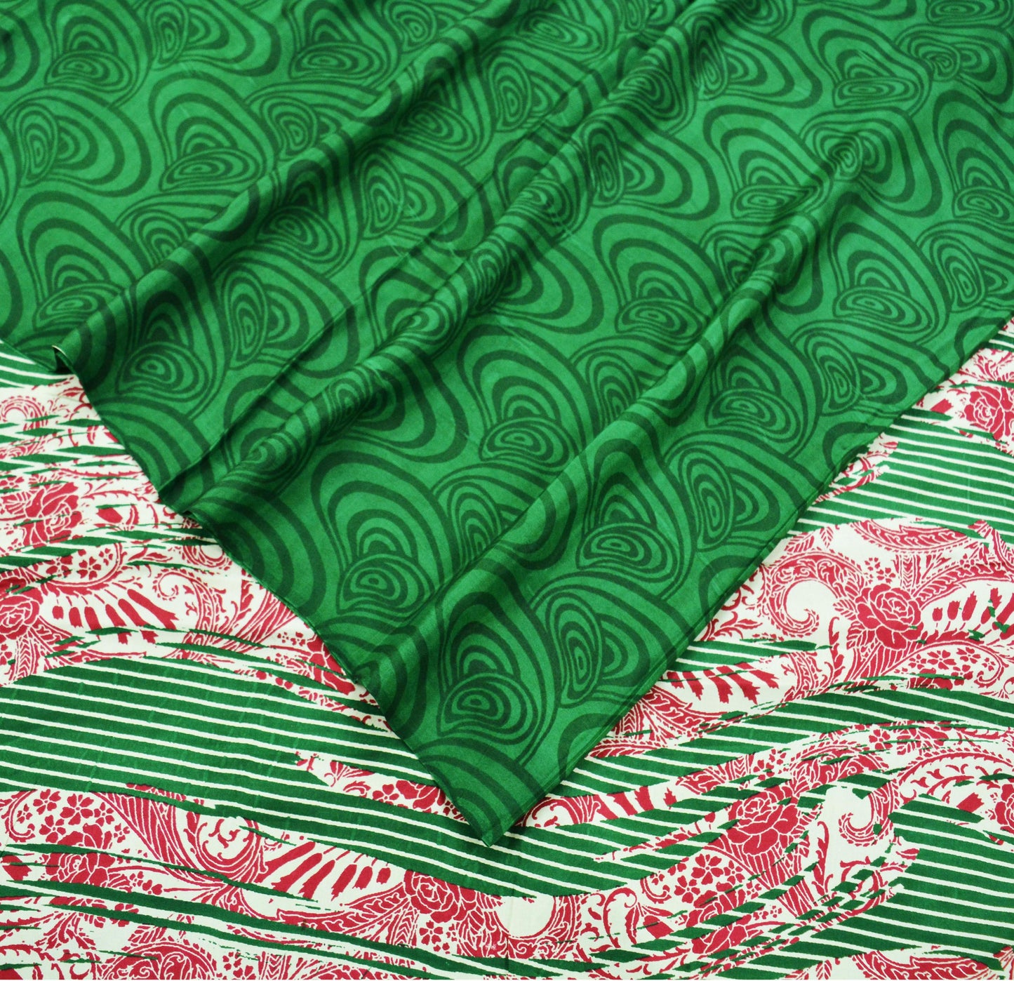 Indian Vintage Sari Ivory & Green Pure Silk Printed Saree 5yd Sewing Craft Fabric Soft DressMaking Abstract Quilting Crafting Used Upcycle