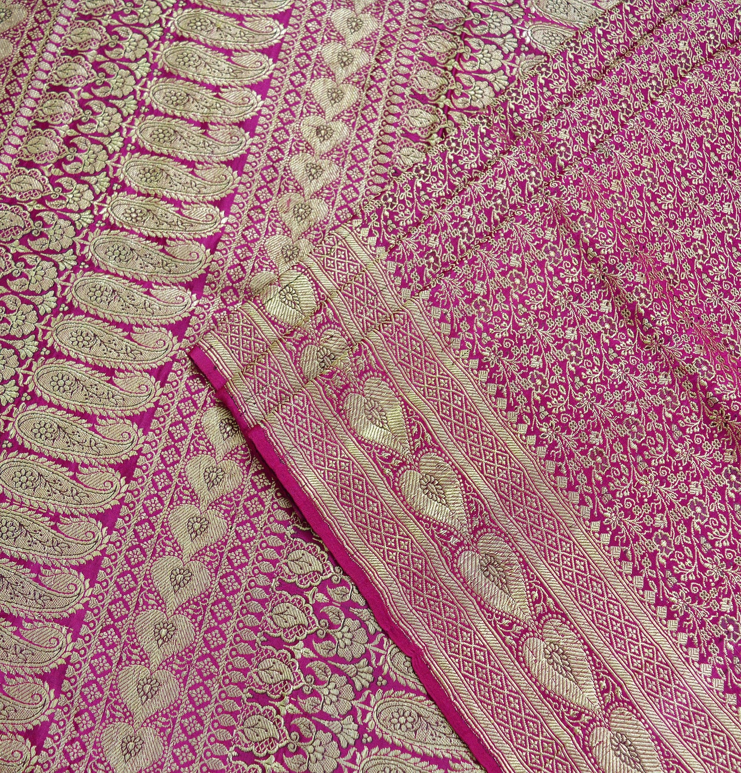 Indian Vintage Sari Heavy Wedding Pure Satin Silk Rani Pink Banarasi Brocade Saree Golden Zari 5Yd Ethnic Craft Fabric Upcycle Crafting used