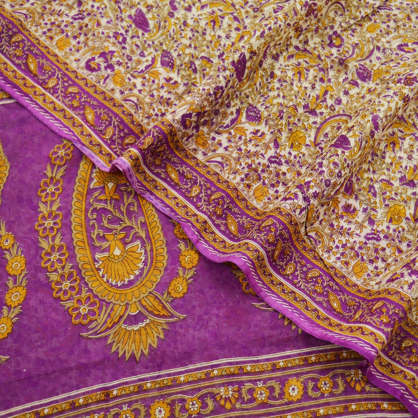 Indian Vintage Sari Purple & Ivory Pure Cotton Printed Saree 5Yd Craft Fabric Sewing Sarong Wrap Boho Floral Quilting crafting dressmaking