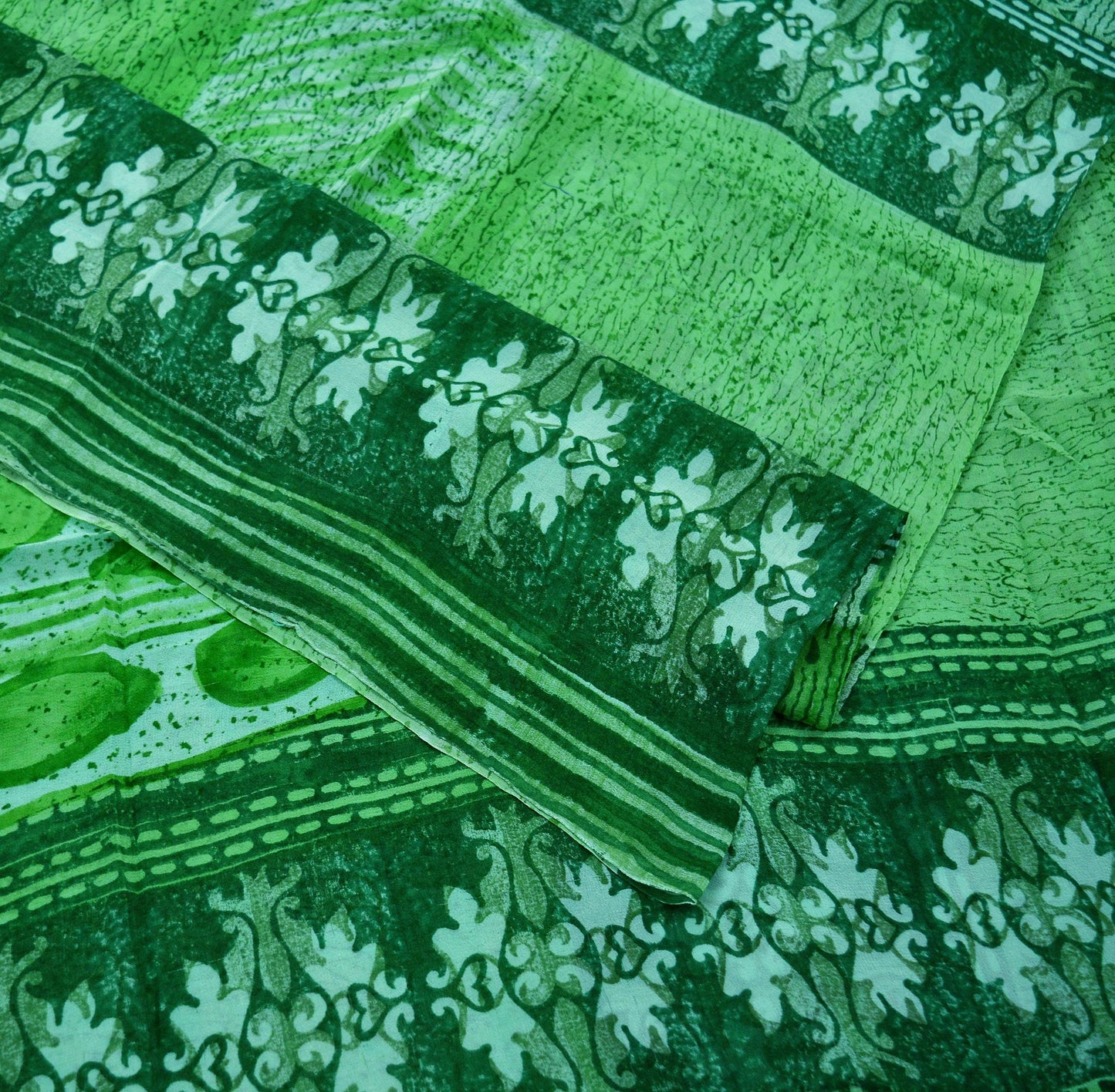 Indian Vintage Sari Green Pure Georgette Silk Printed Sarees 5Yd Craft Fabric Sewing Soft Dress Making Floral Quilting Used Upcycle