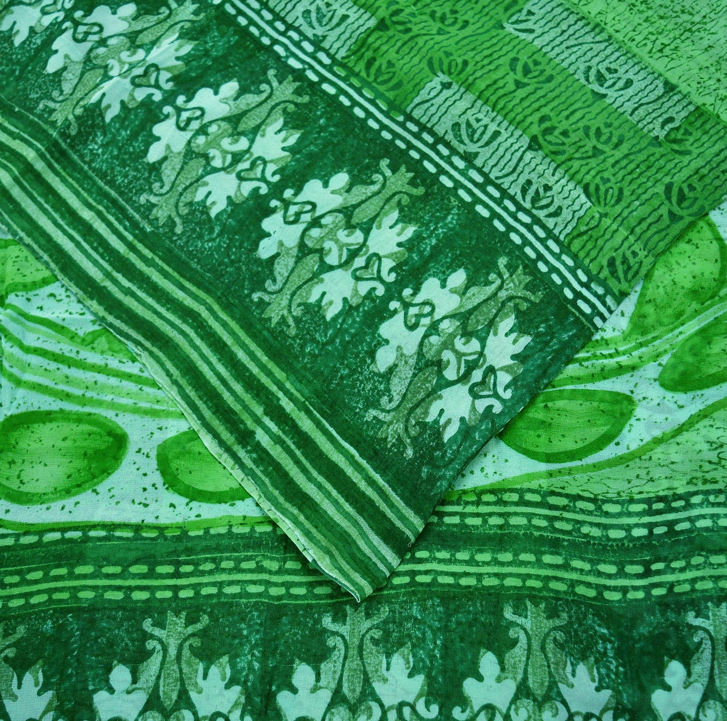 Indian Vintage Sari Green Pure Georgette Silk Printed Sarees 5Yd Craft Fabric Sewing Soft Dress Making Floral Quilting Used Upcycle