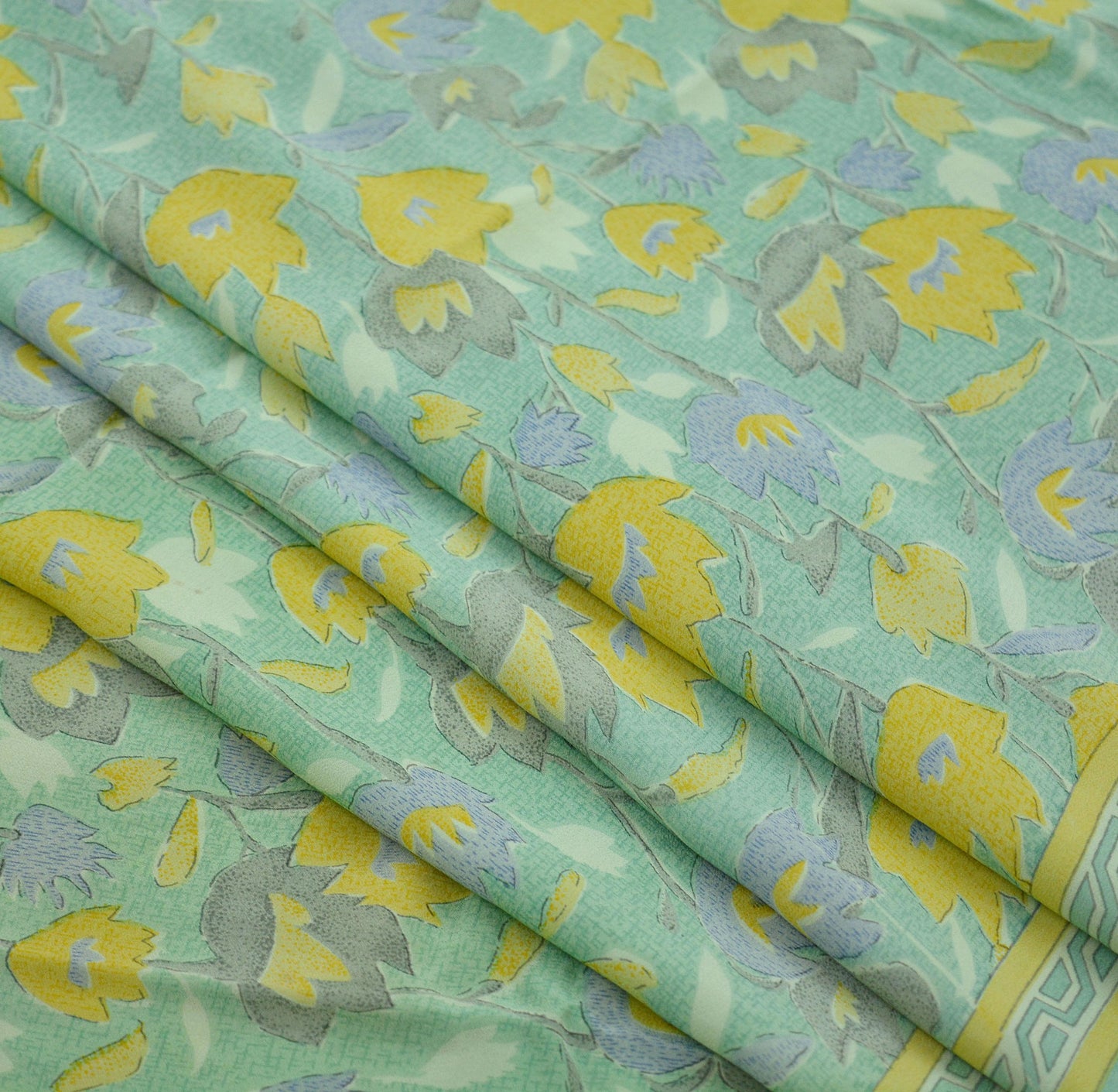 Indian Vintage Sari Green Pure Crepe Silk Printed Sarees 5yd Sewing Craft Fabric Floral Soft Wrap Quilting Dress Making Upcycle Crafting