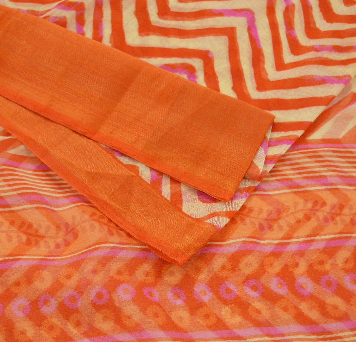 Indian Vintage Sari Orange & Beige Printed Chanderi Cotton Craft Fabric 5Yd Sewing Zigzag Soft Dress Making Bollywood sarees Crafting Zari