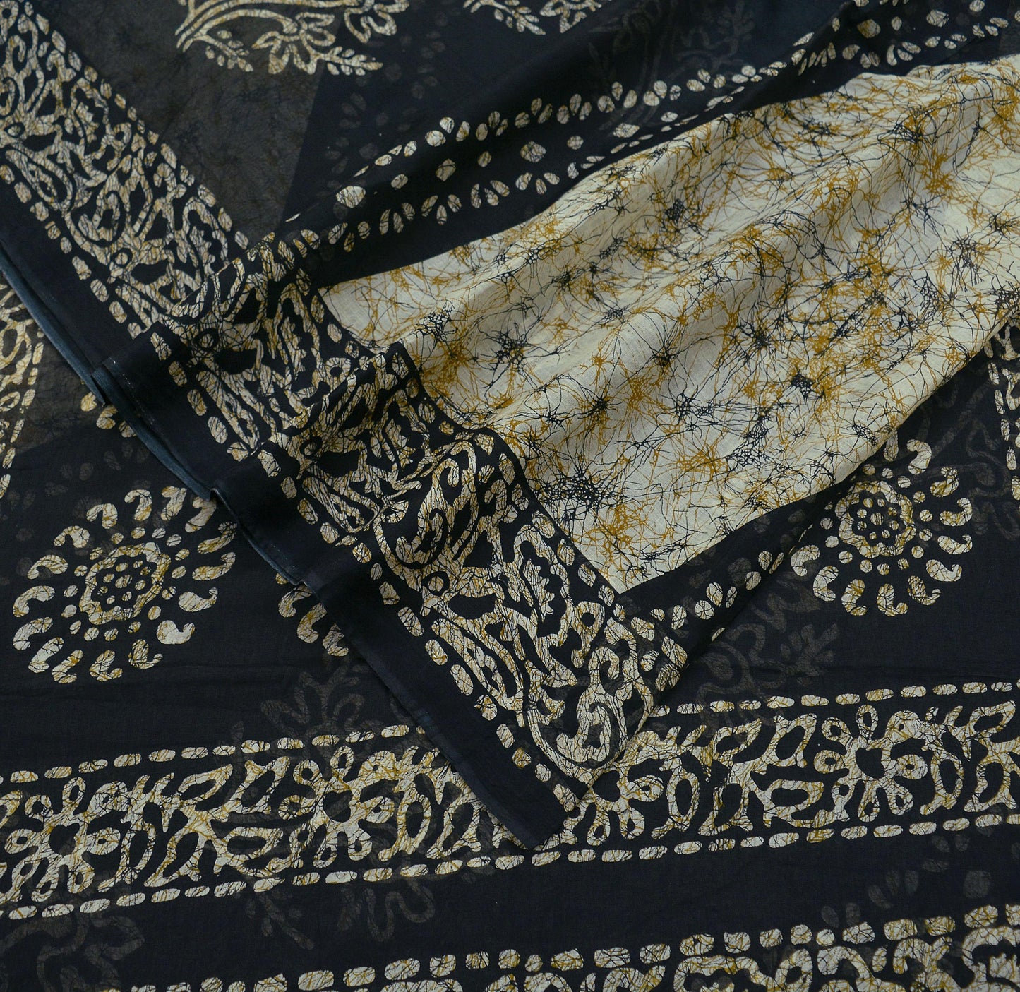 Indian Vintage Beige & Black Saree Batik Printed 100% Pure Cotton Indian Sari Craft Fabric 5Yd Soft Sewing Sarong Wrap Boho Quilting Upcycle