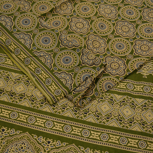 Vintage Sari Green Hand Block Printed 100% Pure Cotton Sarees Soft Craft Fabric Floral 5Yd Lady Dear Floral Design Upcycle Quilting Crafting