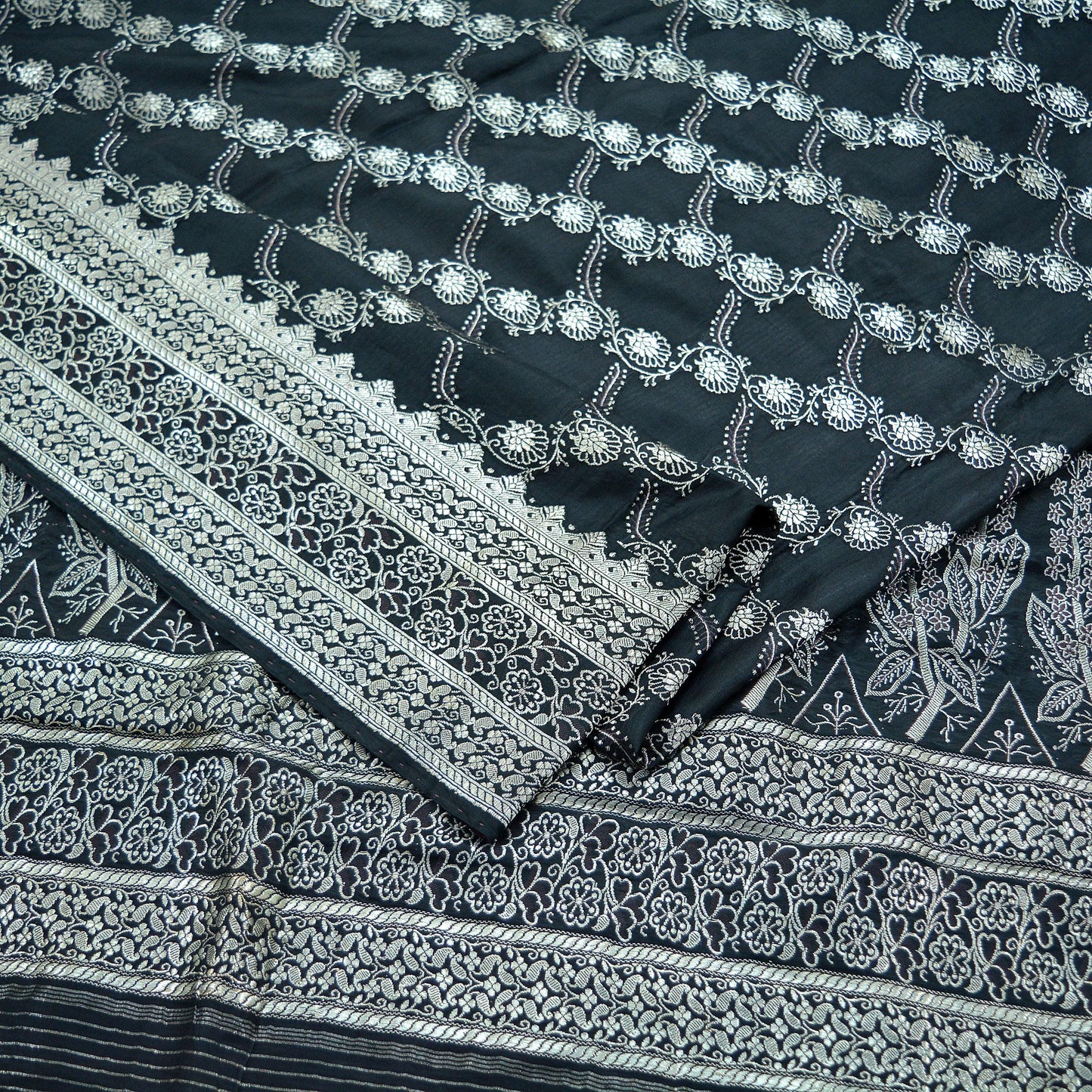 Indian Vintage Heavy Sari Black Pure Silk Woven Brocade Banarasi Sarees Fabric Silver Zari 5Yd Craft Fabric Ethnic Bridal Silk Sarees