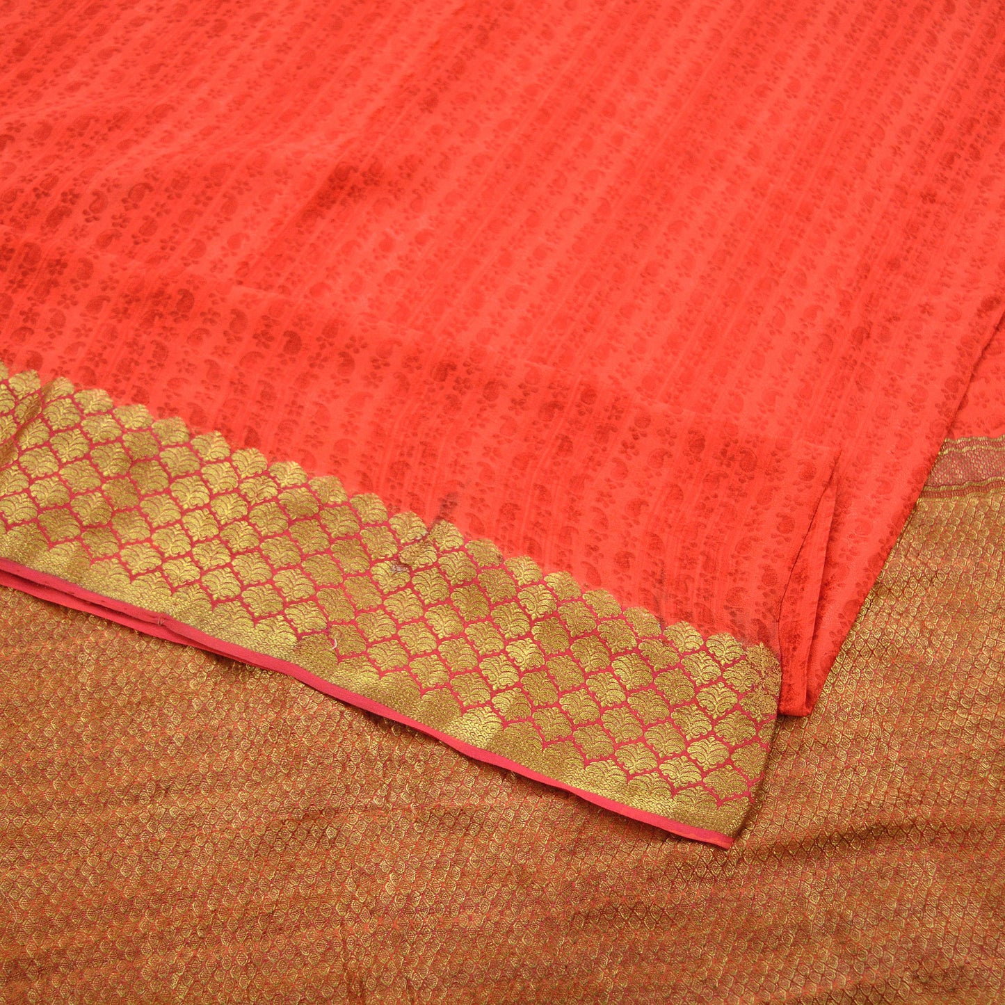 Indian Vintage Sari Red Hand Woven Printed Sari 100% Pure Silk Sarees Craft Fabric 5yd Soft Zari Sequins Dress making Quilting Used