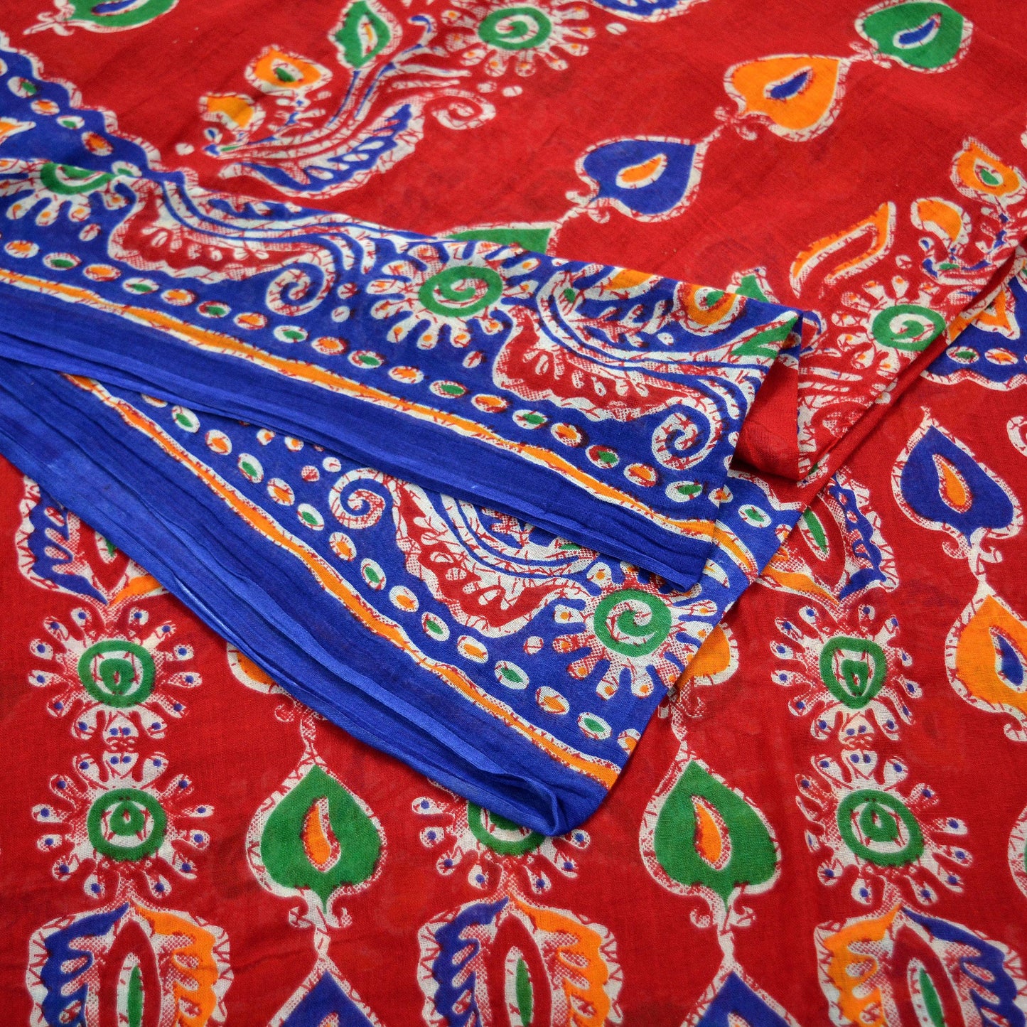 Indian Vintage Sari Red Batik Printed Saree 100% Pure Cotton 5Yd Craft Fabric Soft Sewing Sarong Wrap Boho Quilting Dress Making