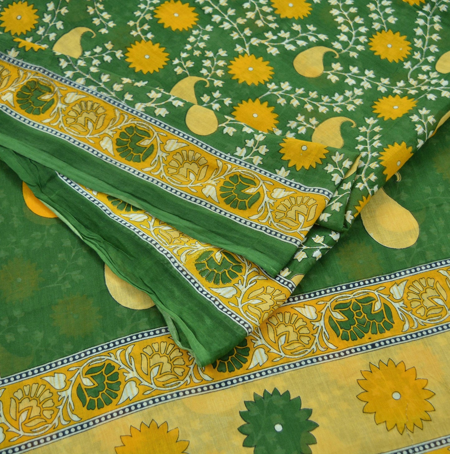 Indian Vintage Green Saree Printed Pure Cotton Indian Sari Craft Soft Fabric 5Yard Sewing Sarong Wrap Boho Floral