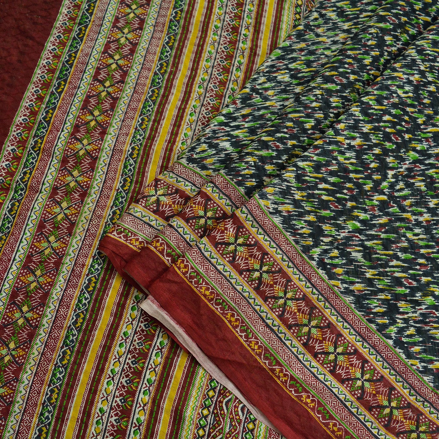 Indian Vintage Sari  Black & Maroon 100% Pure Silk Printed Saree 6yd Sewing Craft Fabric DressMaking Soft Quilting Crafting Upcycle Used