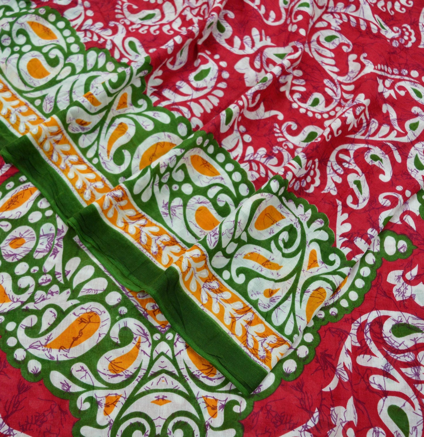 Indian Vintage Sari Red & Green Batik Printed Saree 100% Pure Cotton 5Yd Craft Fabric Soft Sewing Sarong Wrap Boho Quilting Dress Making