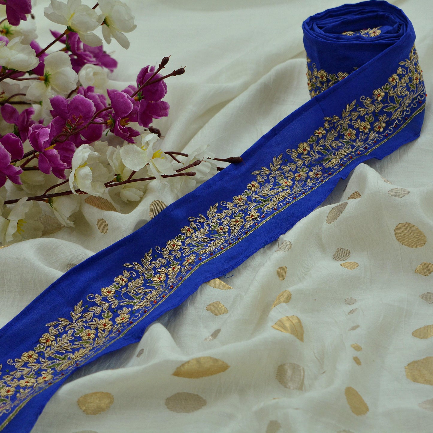 Indian Vintage Royal Blue Sari Border Hand Embroidered Indian Craft Trim Lace Sewing Saree Ribbon Pure Crepe Silk Zardozi/Dabka Zari