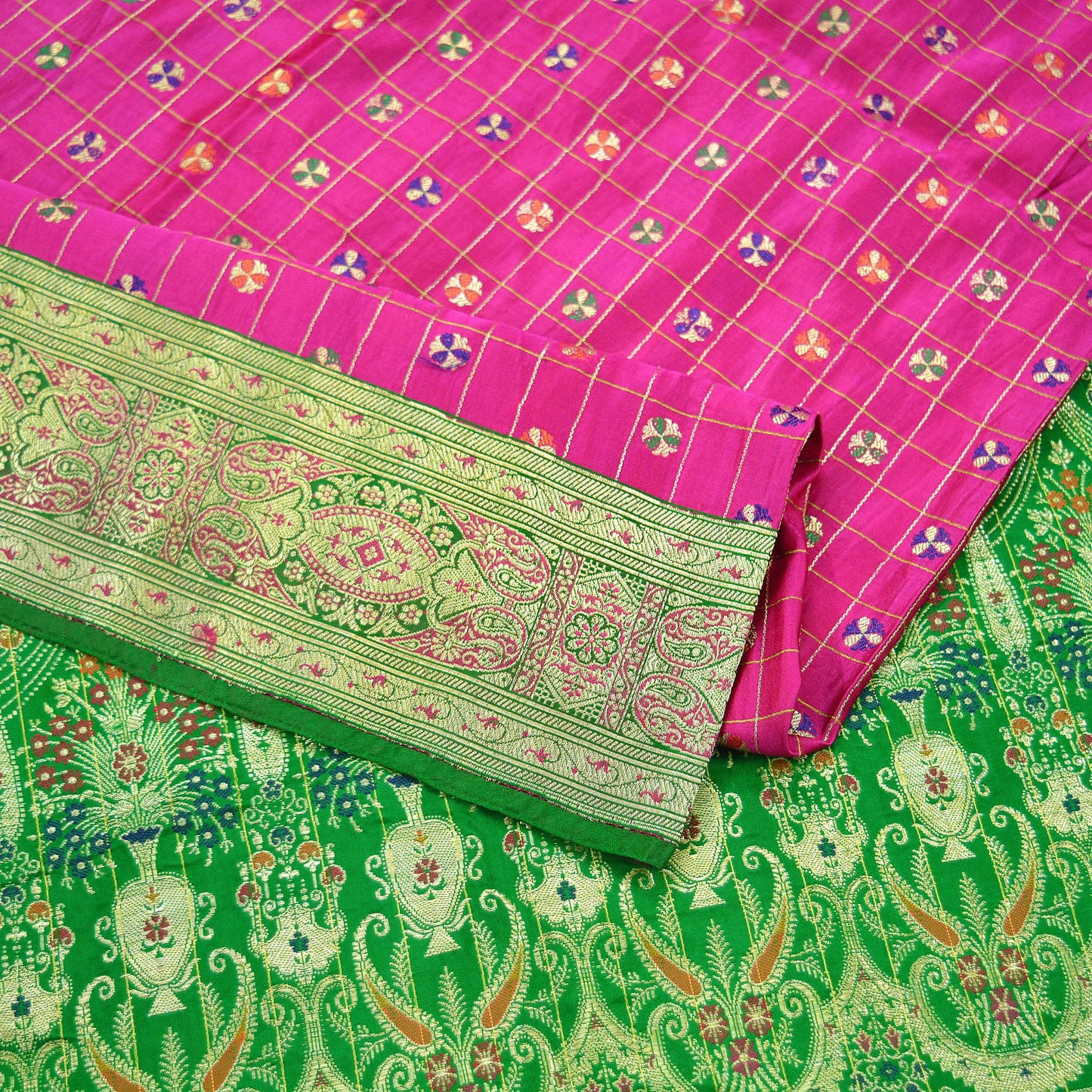 Vintage Sari Rani Pink & Green Heavy Pure Satin Silk Woven Banarasi Brocade Saree Golden Zari 5Yd Dress making Bridal/wedding Sari Crafting