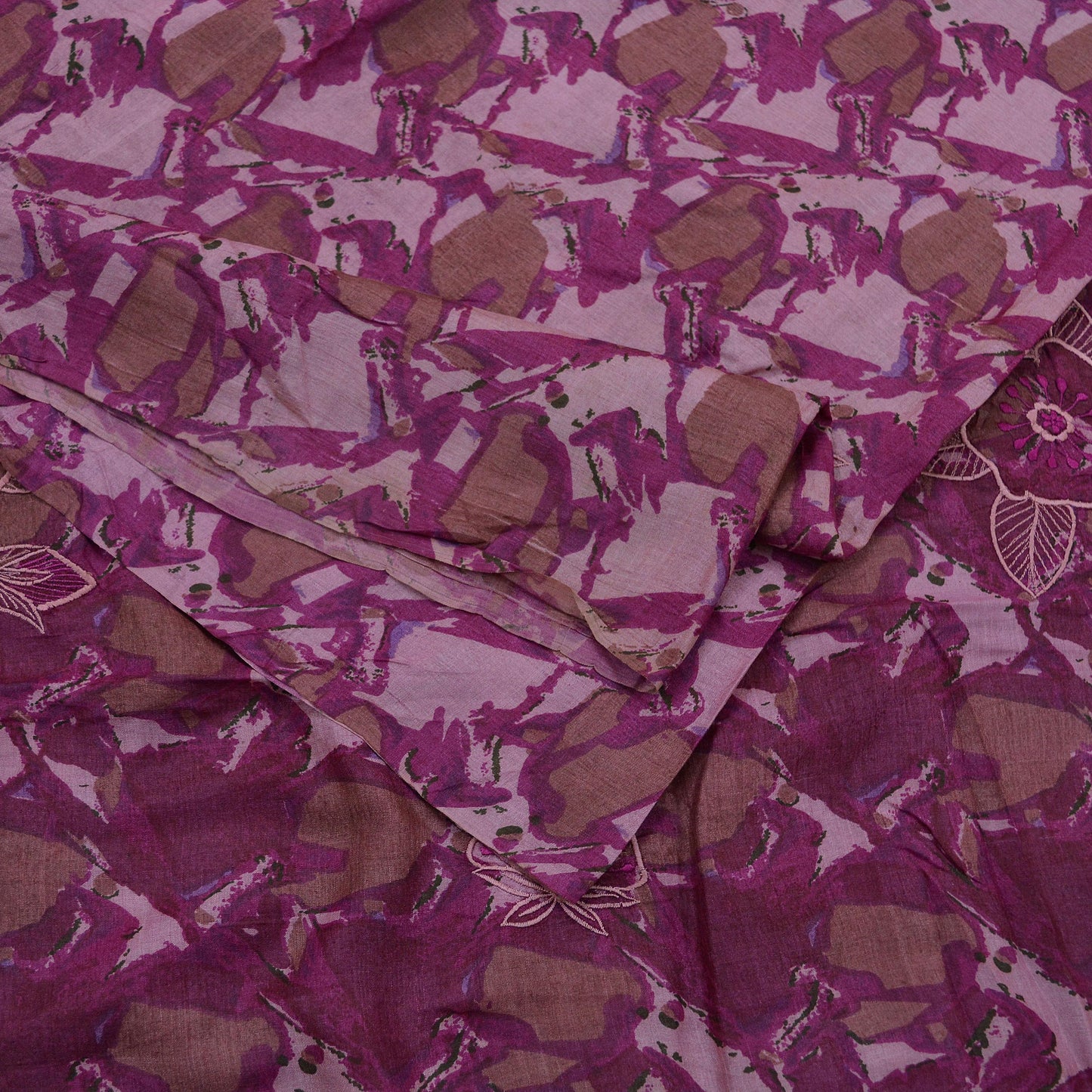 Indian Vintage Sarees Pink & Purple 100% Pure Silk Embroidered Printed Sari 5yd Sewing Craft Fabric Dress Making Soft Wrap Quilting Crafting