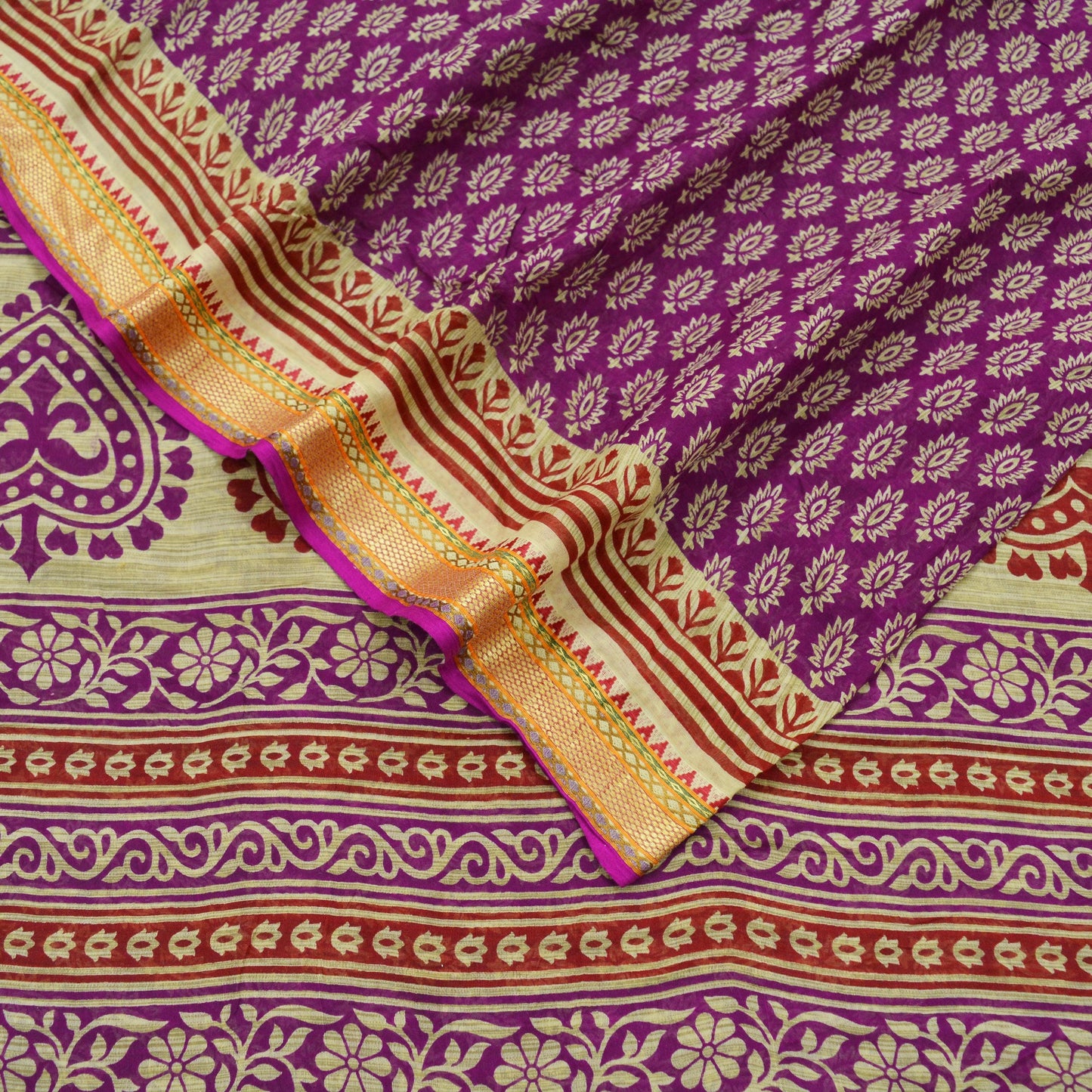 Indian Vintage Sari Beige & Purple Pure Cotton Printed Sarees Craft Fabric Soft 5Yd Sarong Wrap Boho Fabric Kimono Quilting Crafting Upcycle