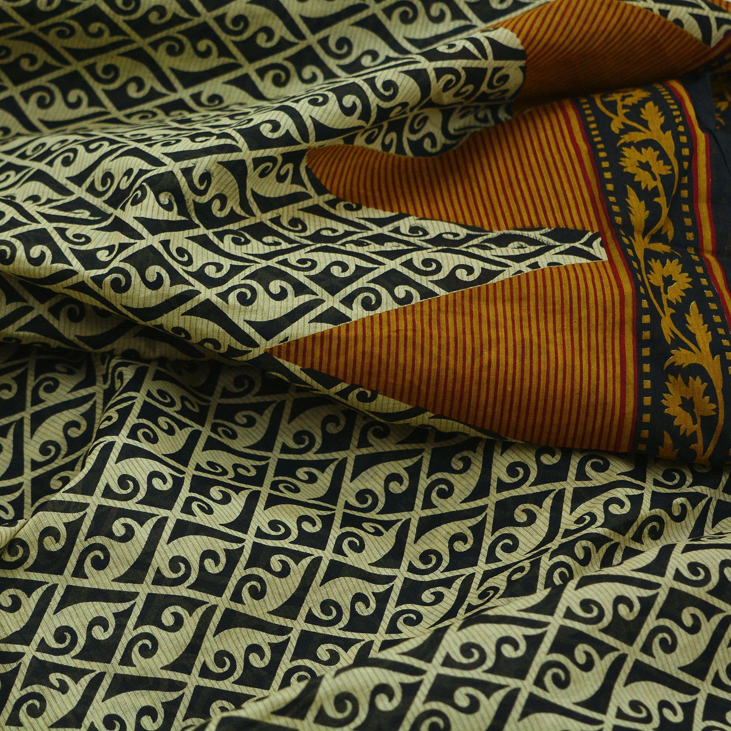 Indian Vintage Saffron & Black Saree Printed Pure Cotton Sari Craft Fabric 5Yd Sewing Sarong Wrap Boho Floral Quilting Crafting Dress Making