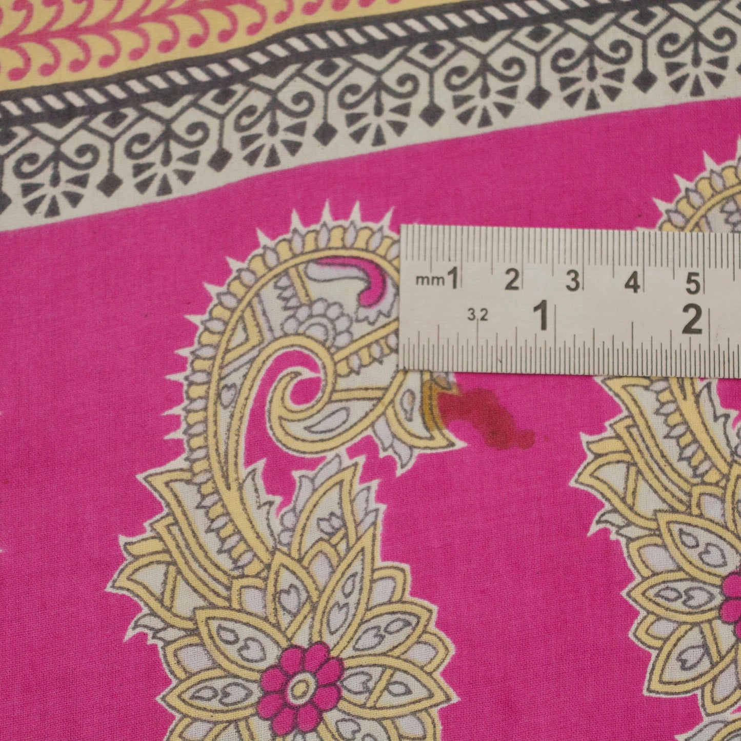 Indian Vintage Sari Ivory & Pink Printed Blend Cotton Saree Craft Fabric 5Yd Soft Sewing Sarong Wrap Boho Floral Dress making Crafting