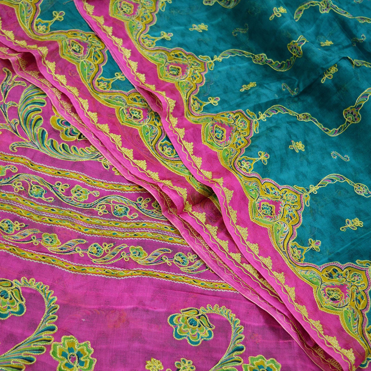 Indian Vintage Sari 100% Pure Silk Green & Pink Hand Beaded Zari Sarees Ethnic Floral 6yd Sequins Dress making Crafting Quilting